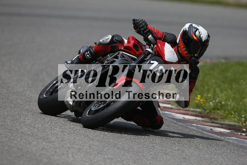 /Archiv-2024/29 12.06.2024 MOTO.CH Track Day ADR/Gruppe gelb/18